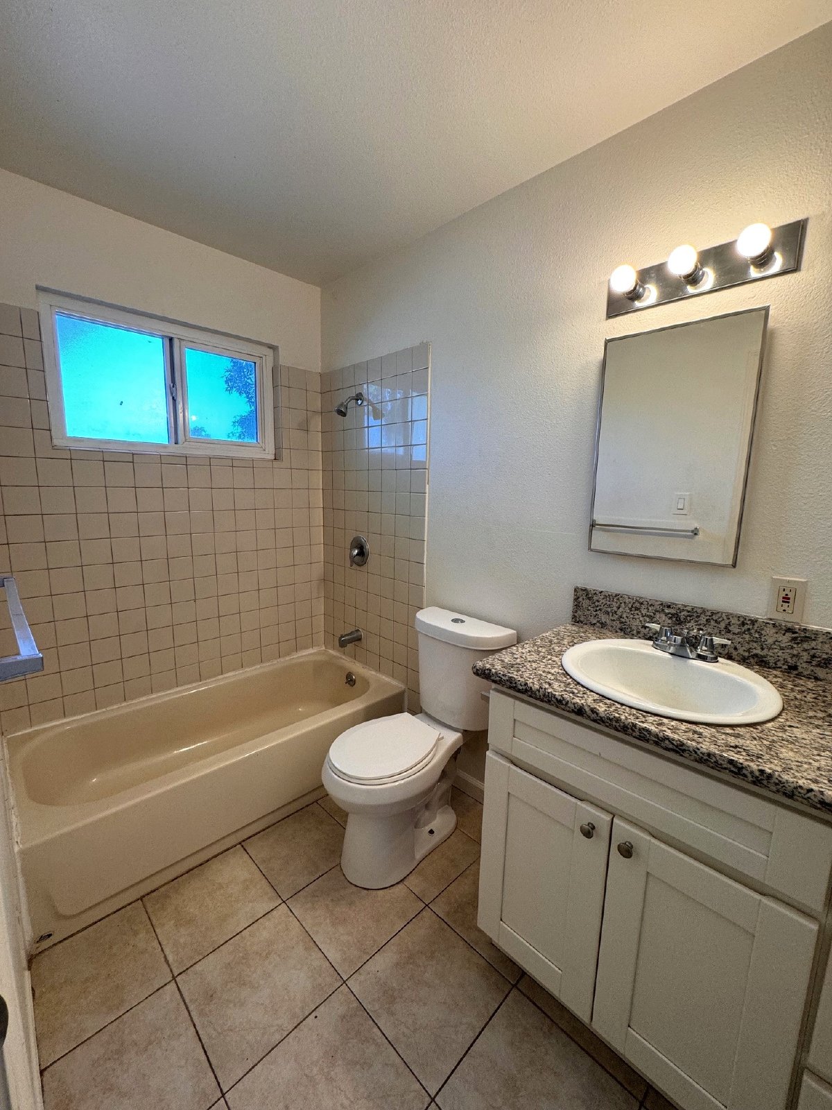 1555 Sonoma Ave Apt 7 property image