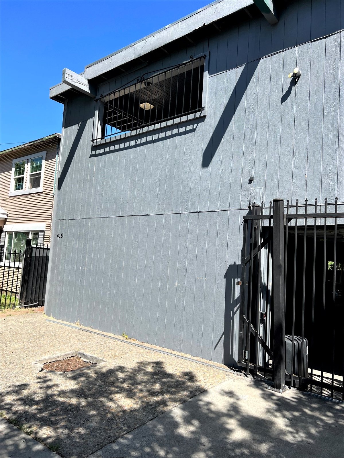 415 E Flora St Apt 5 property image