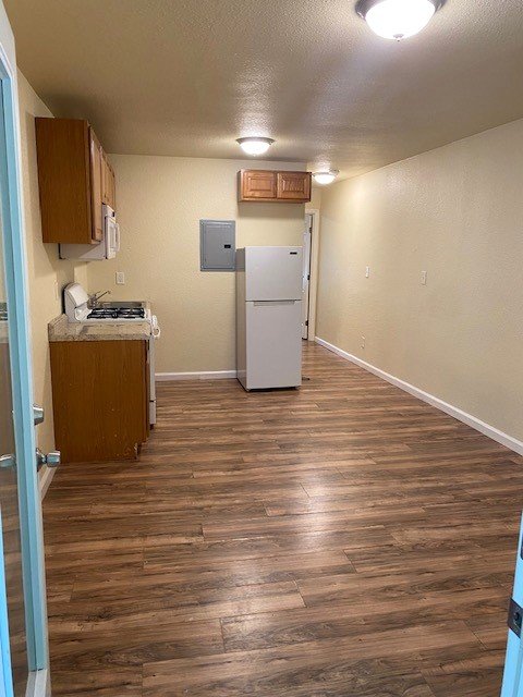 415 E Flora St Apt 5 property image
