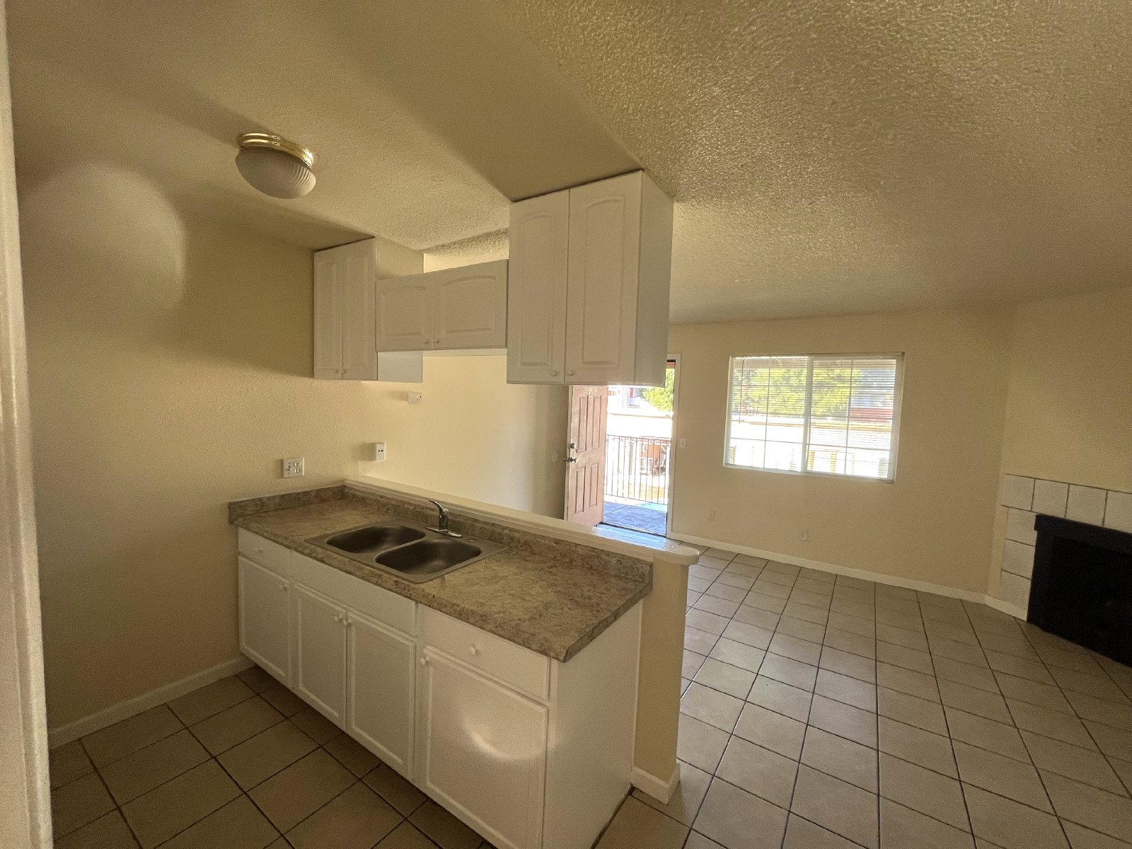 1123 W Swain #22 property image