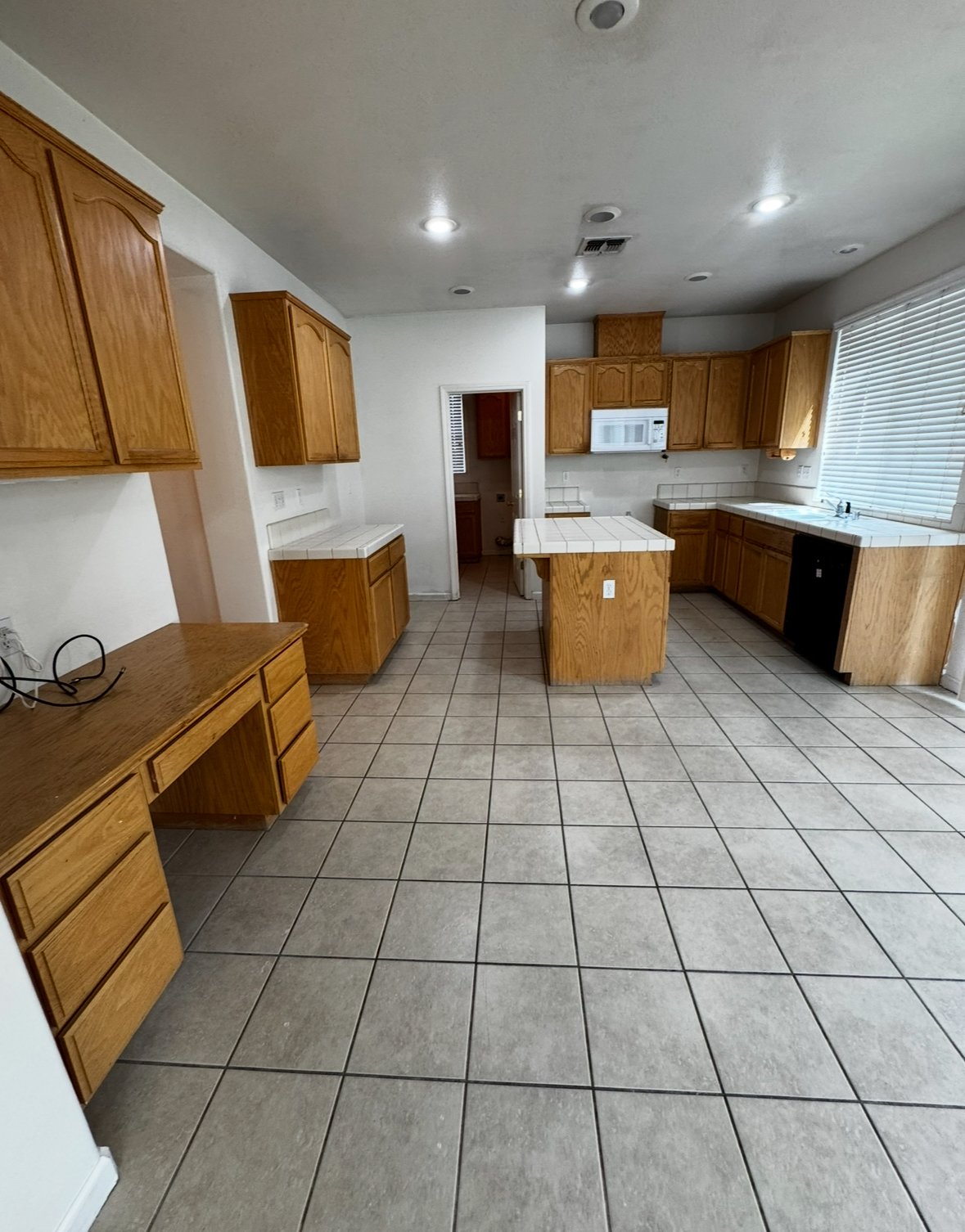 https://youtu.be/-s5uUPDBIp8?si=I6x4qghan1fA20h0 property image