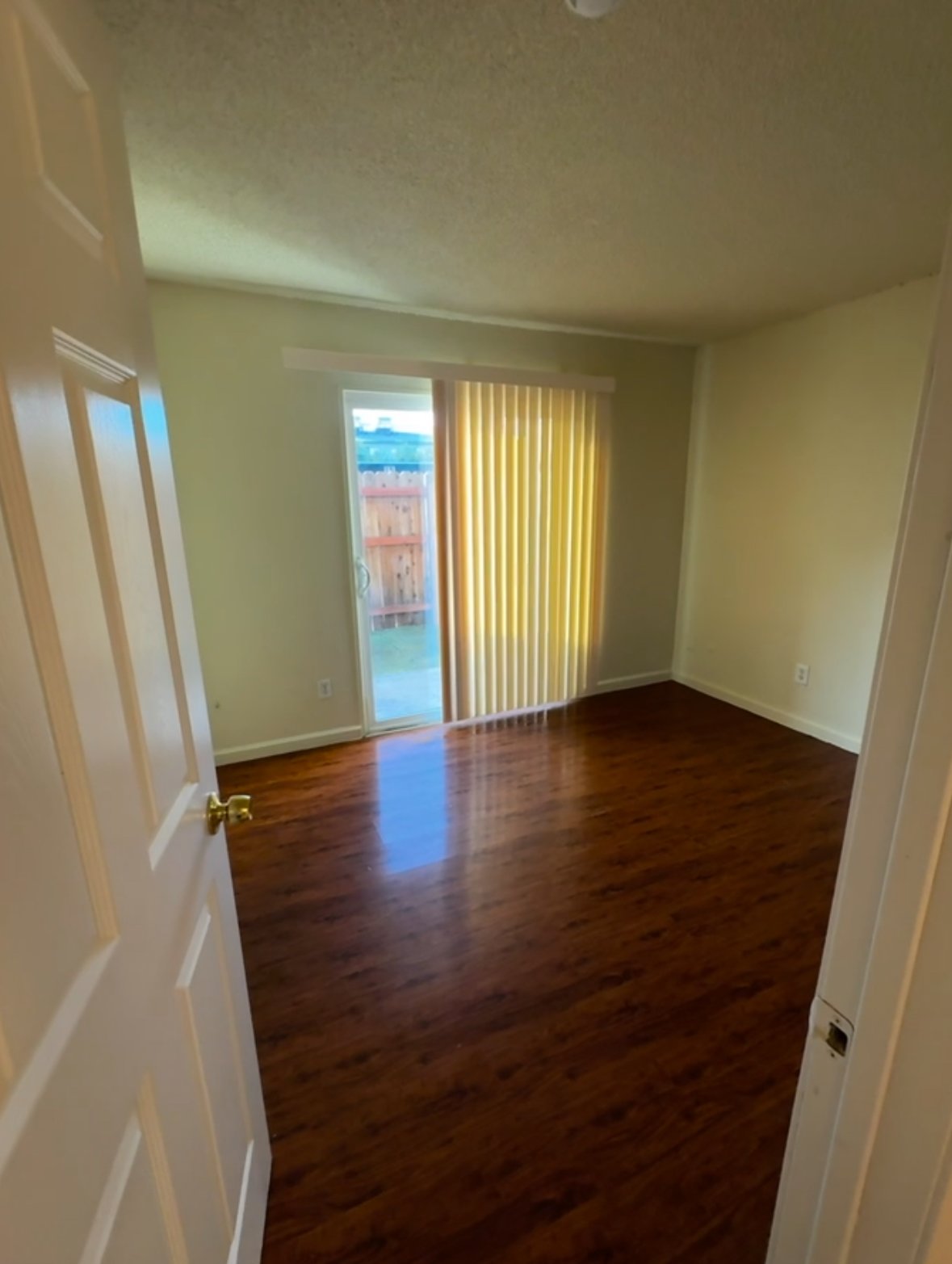 https://youtube.com/shorts/1fvgL8qBdN8?si=P33HqJ_W2ppcY46I property image