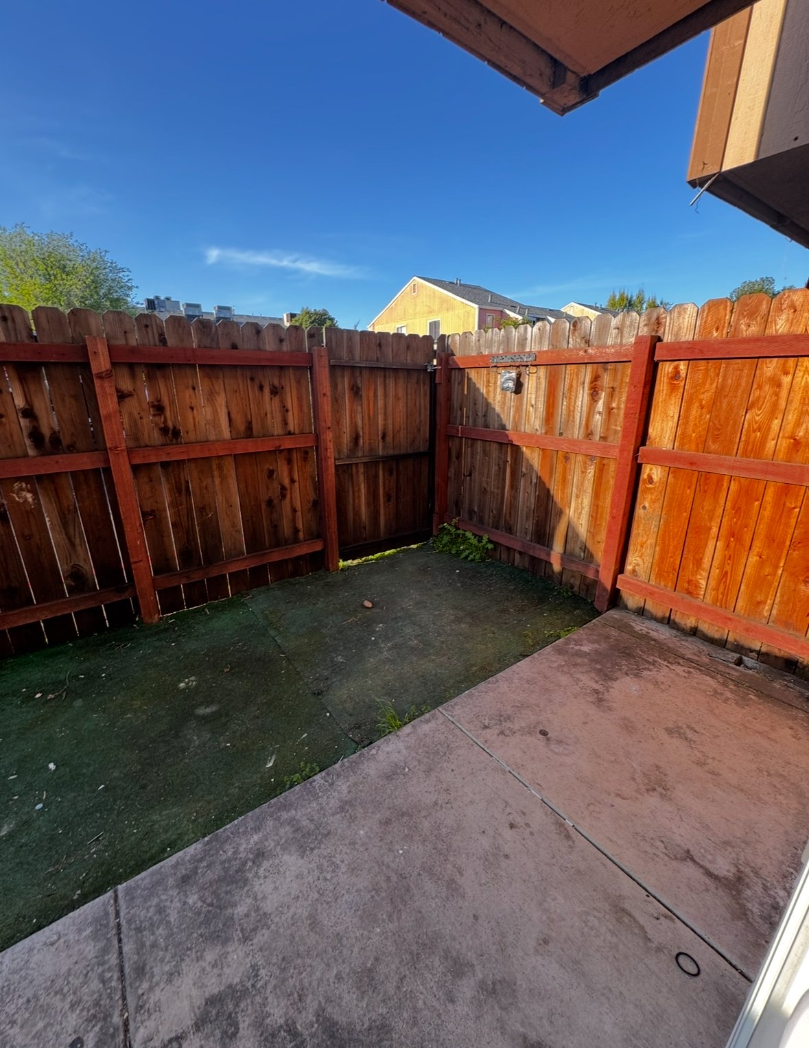 https://youtube.com/shorts/1fvgL8qBdN8?si=P33HqJ_W2ppcY46I property image