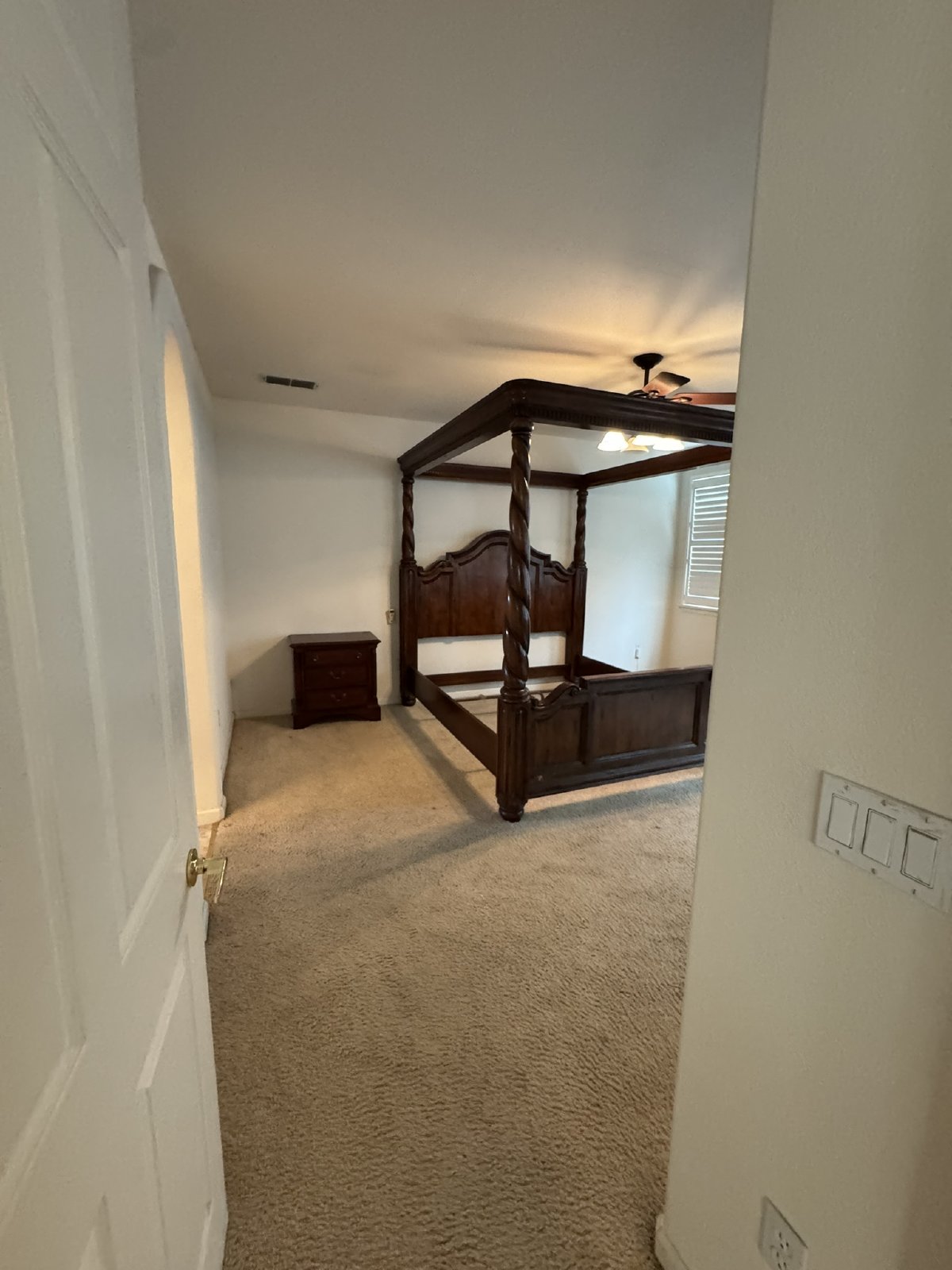 https://youtu.be/ajmPGeBzTwA?si=ps6A5DCyZ1oMoFMK property image