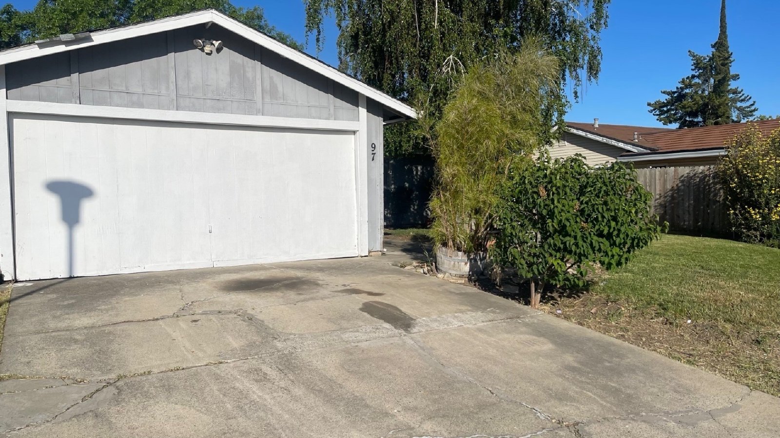 https://youtu.be/f-vbJbPlLQ0 property image