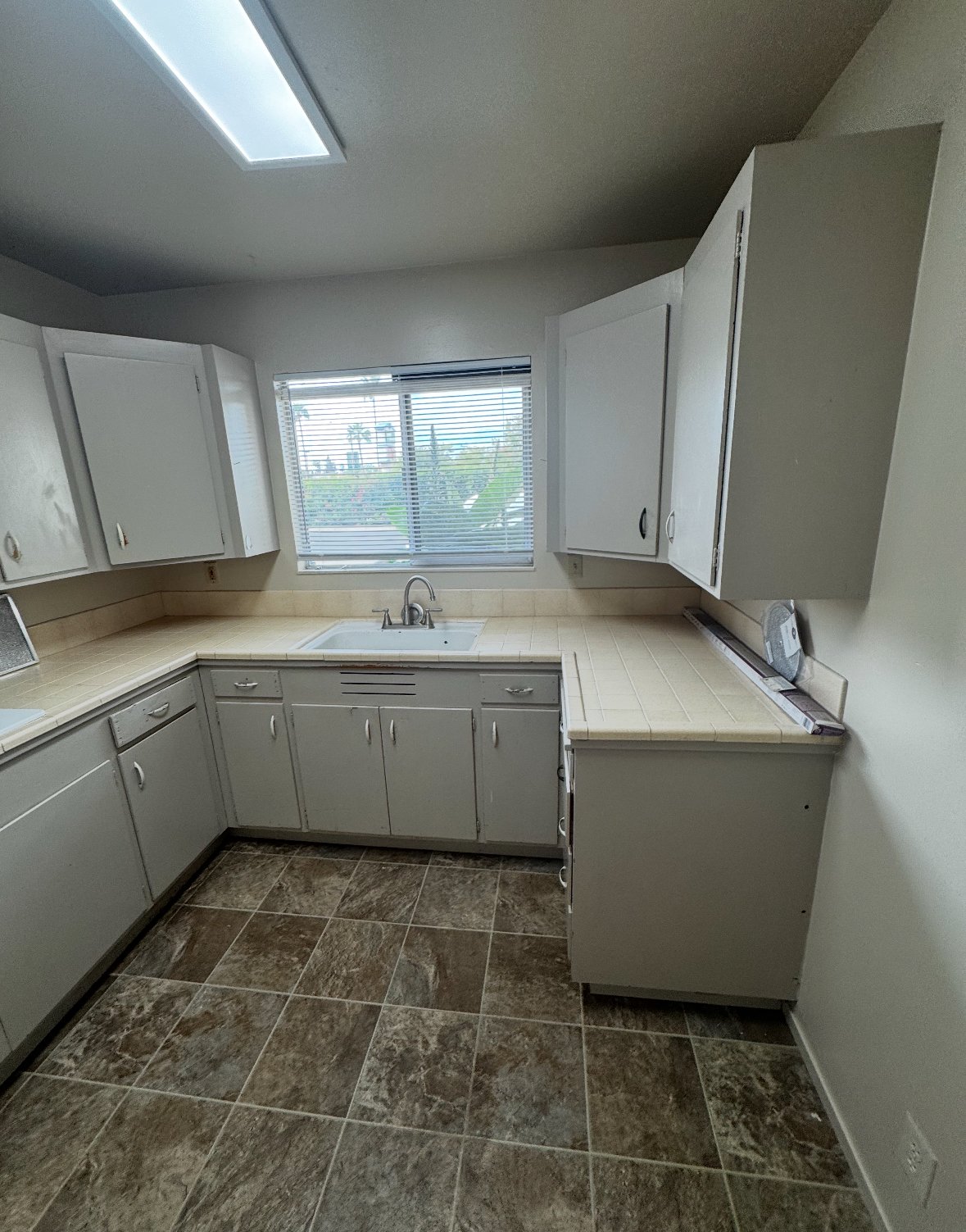 https://youtube.com/shorts/NIr5kaljEfo?si=5hBlVhVN11DlU3R4 property image