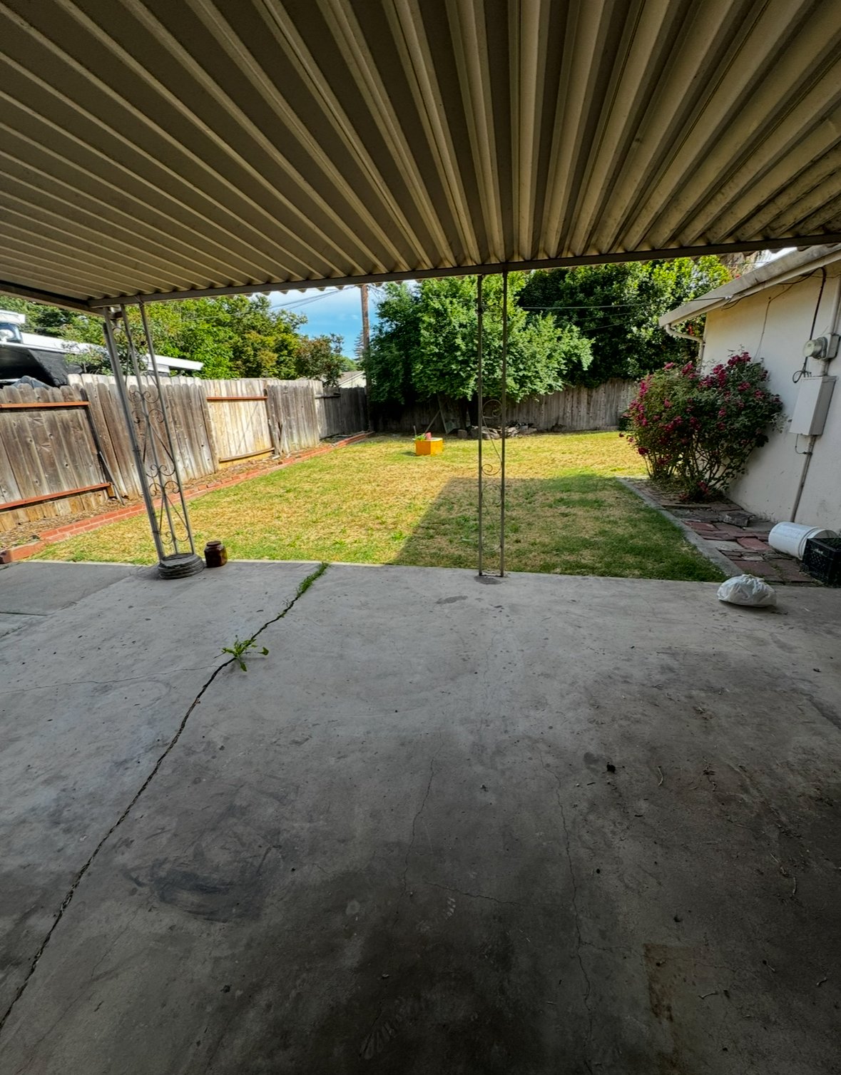 https://youtube.com/shorts/NIr5kaljEfo?si=5hBlVhVN11DlU3R4 property image