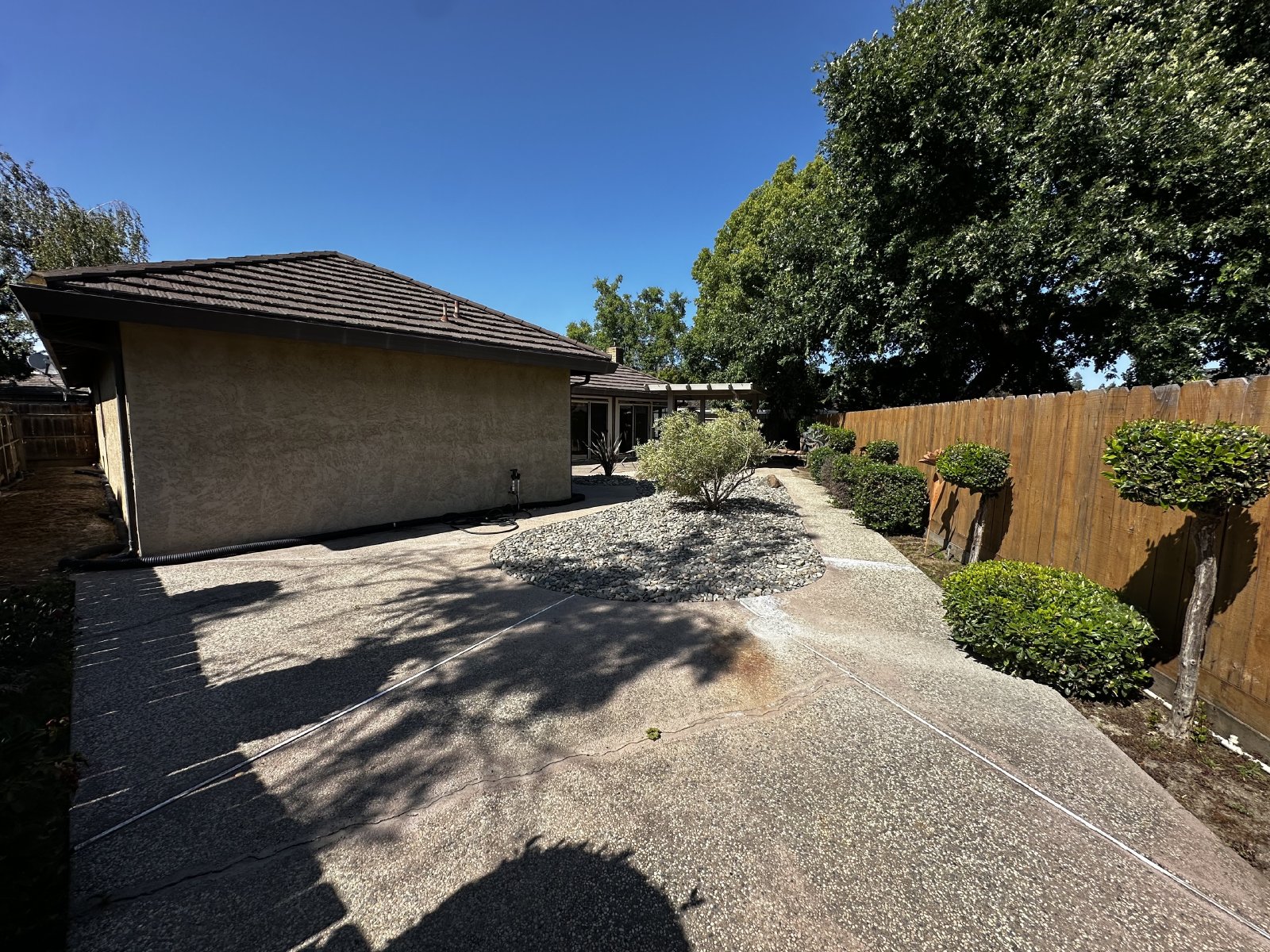 https://youtu.be/yP4N0CgUWz4 property image