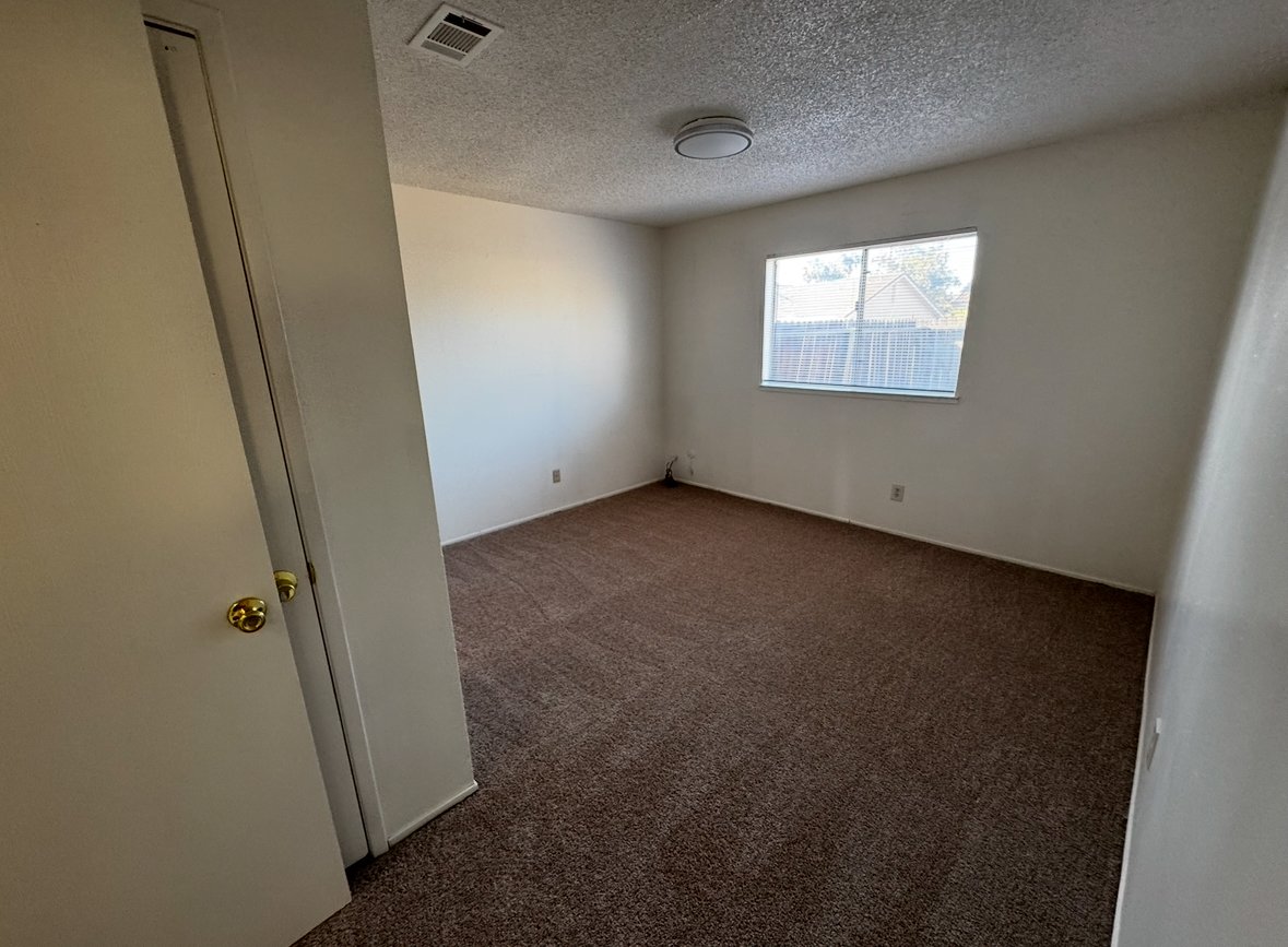https://youtube.com/shorts/pR1wpB_3VGA?si=M4ZtHsux6dBg757L property image