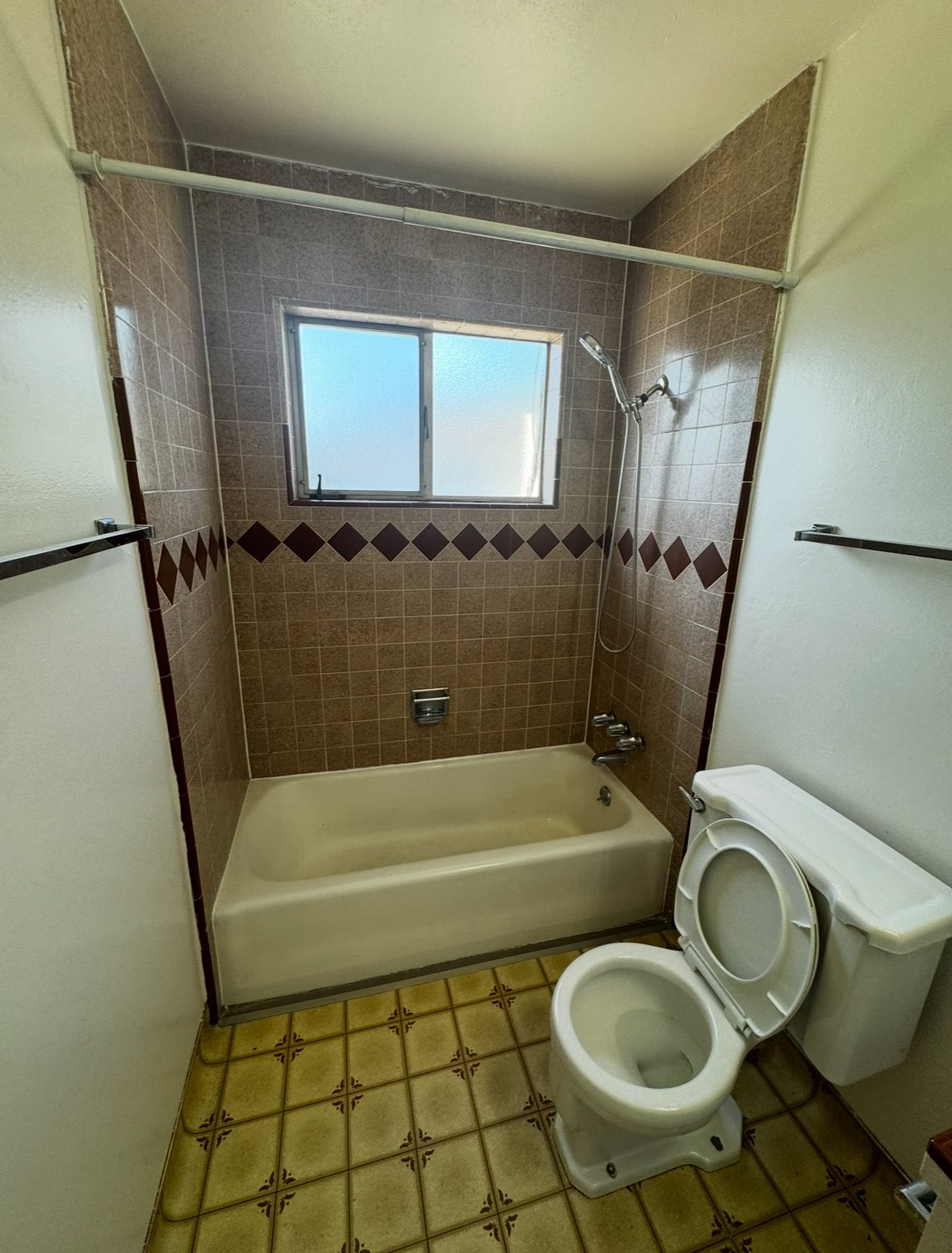 1564 Telegraph Avenue property image