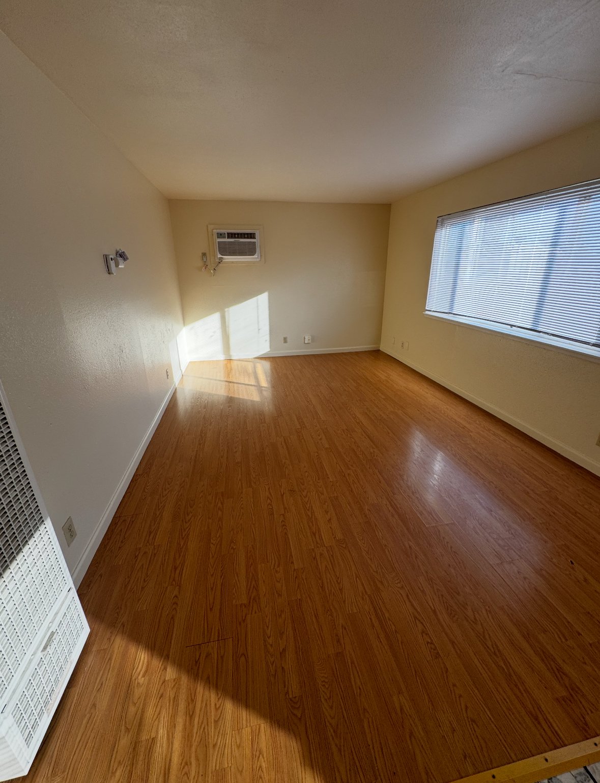 https://youtube.com/shorts/2sMLUYe3NMk?feature=shared property image