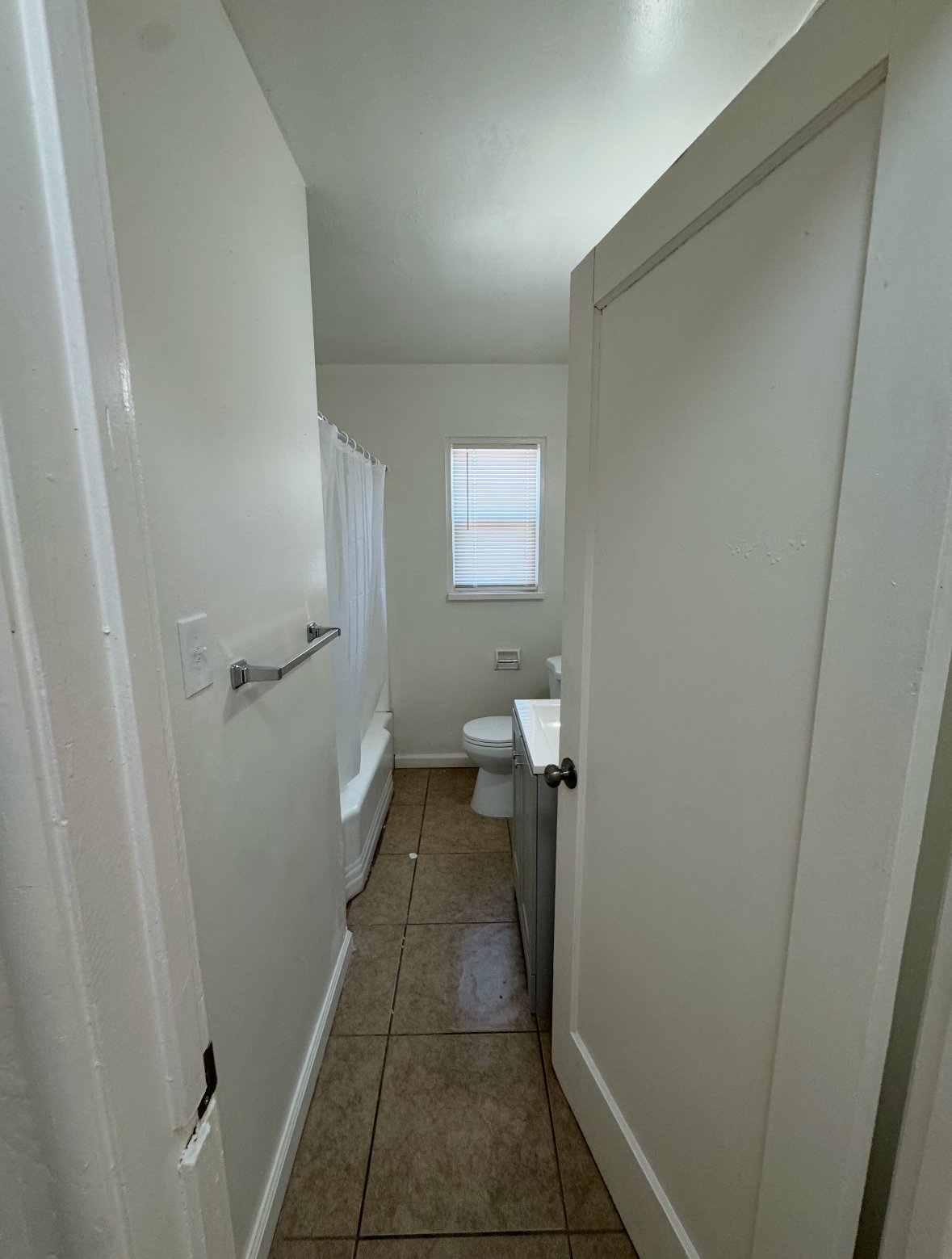 Unit B property image