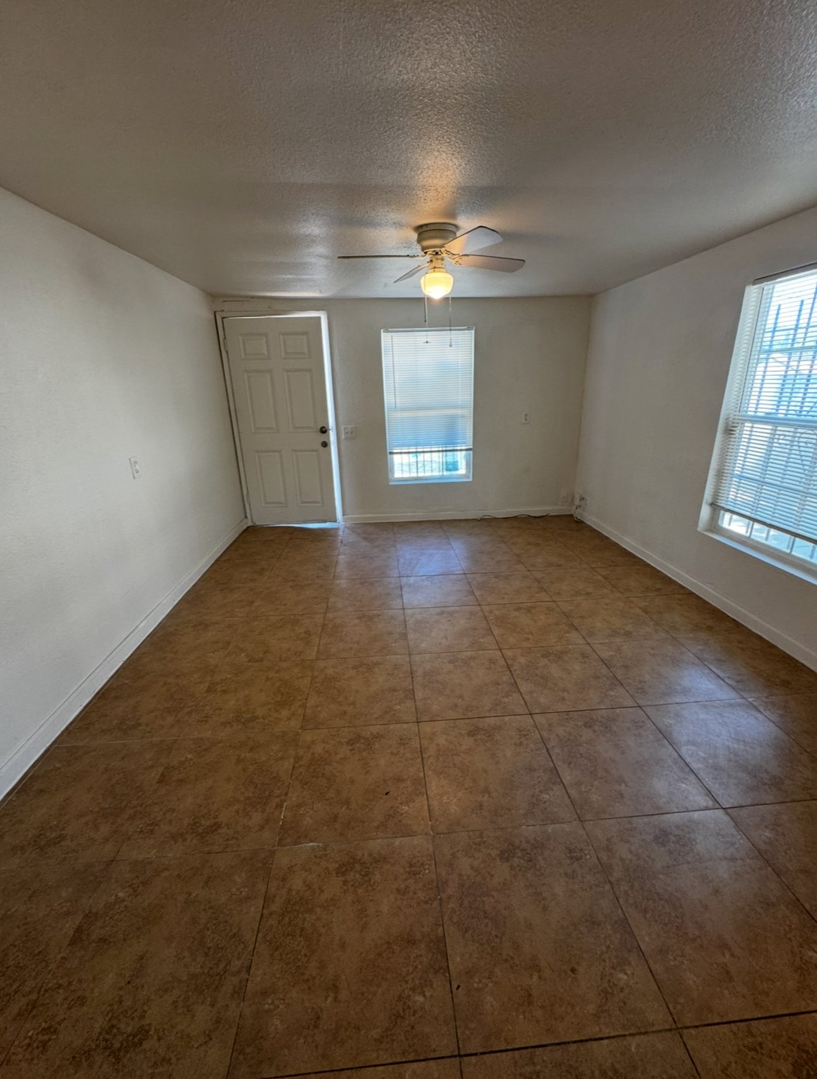 716 N Oro Ave property image