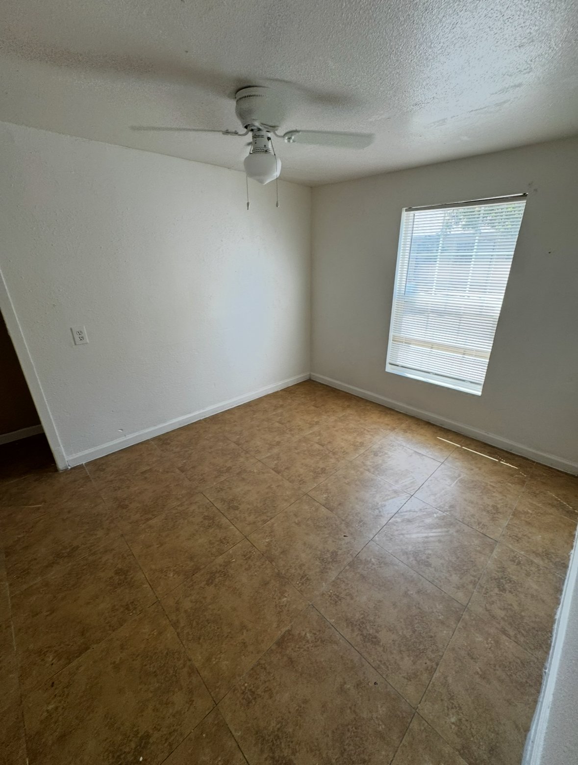 716 N Oro Ave property image