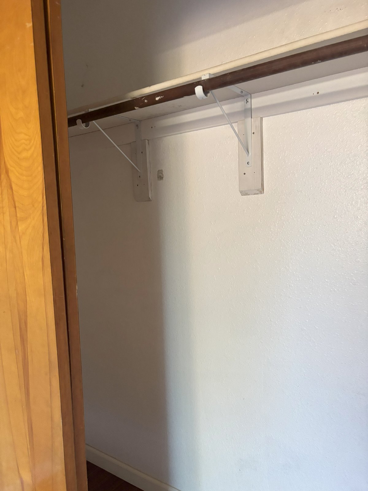 3343 Vans property image