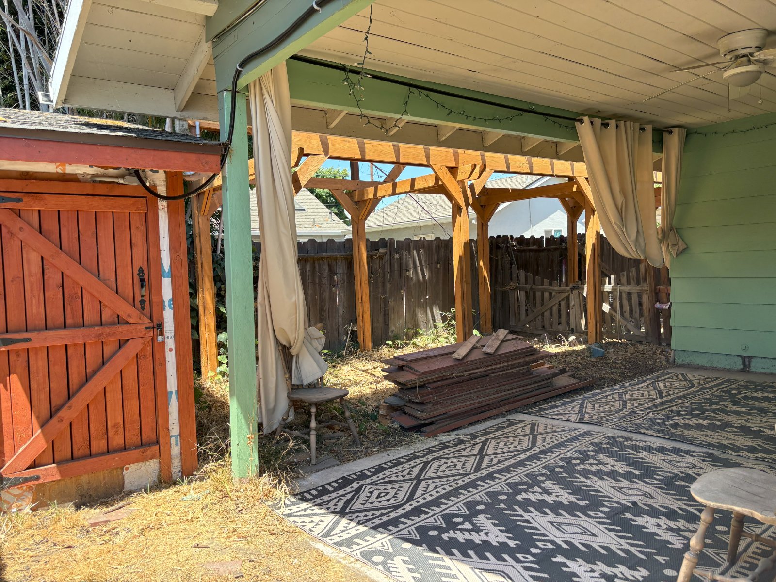 3343 Vans property image
