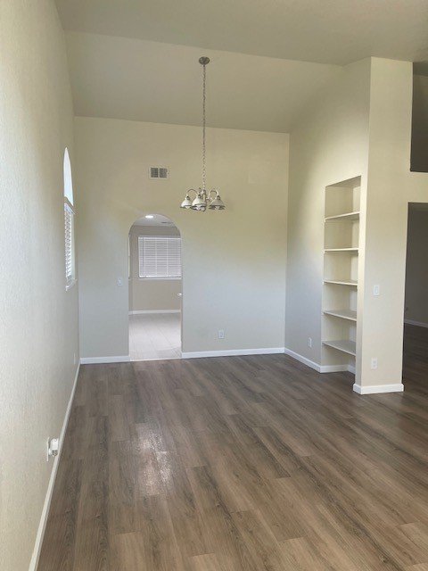 1214 Lloyd Thayer property image