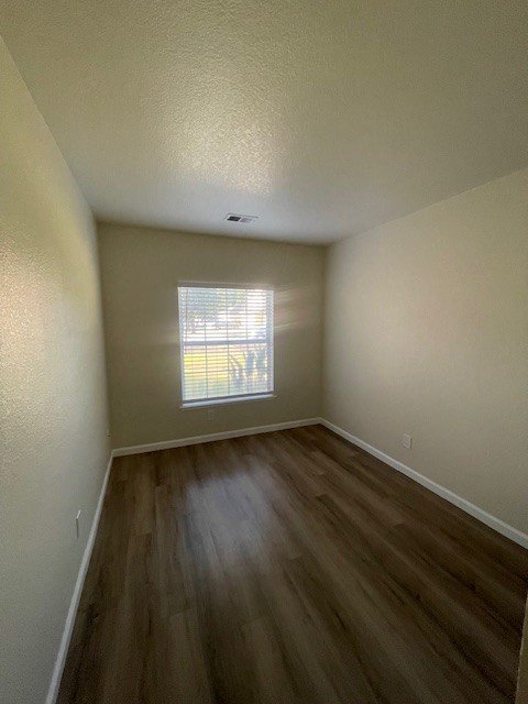 1214 Lloyd Thayer property image