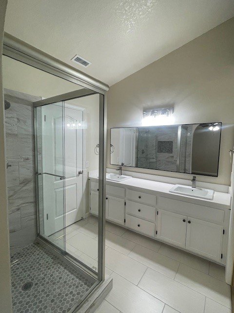 1214 Lloyd Thayer property image