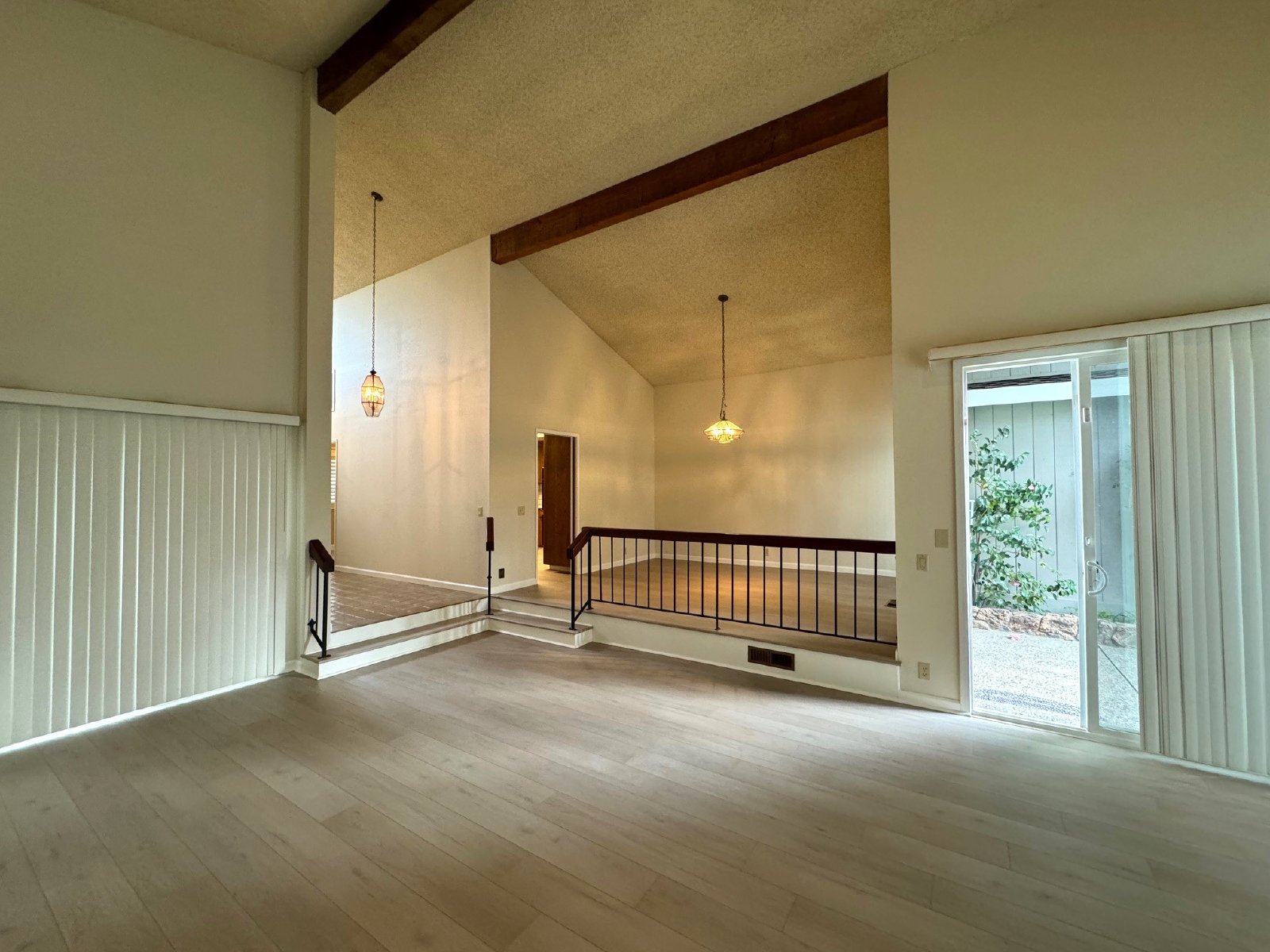 2 Dumfries Court property image