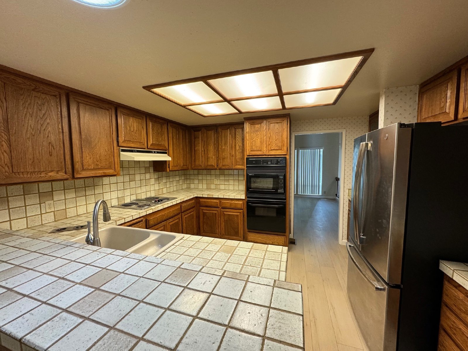 2 Dumfries Court property image