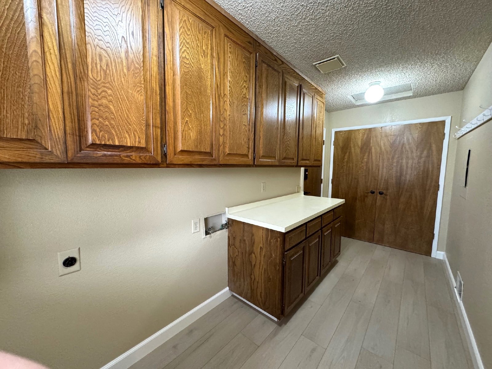 2 Dumfries Court property image