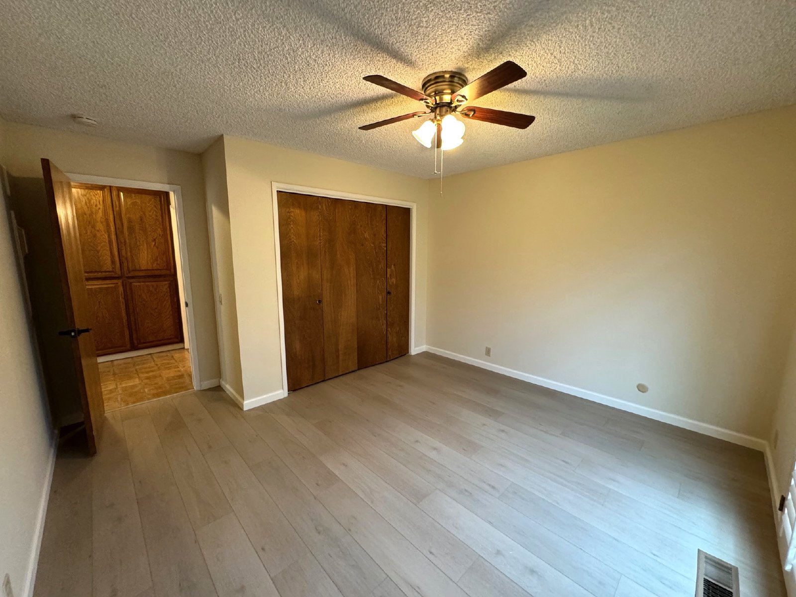 2 Dumfries Court property image