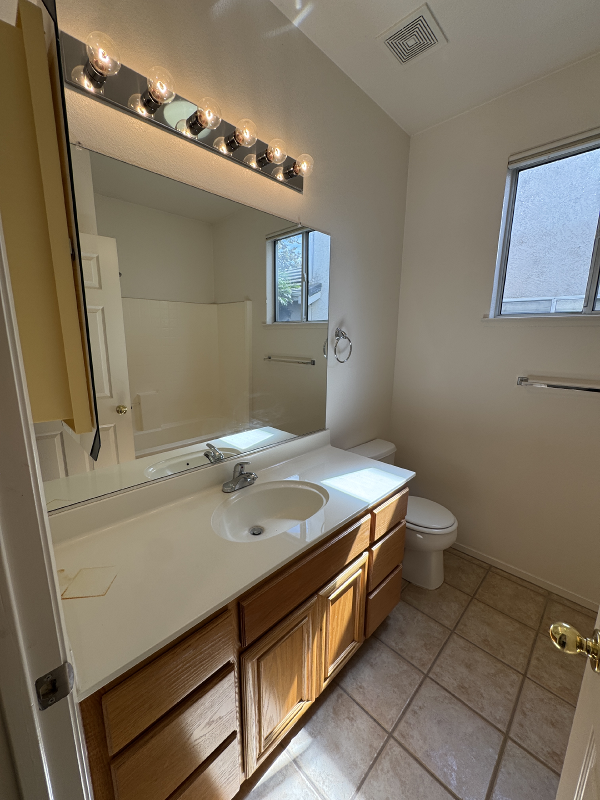 3741 Bridlewood property image