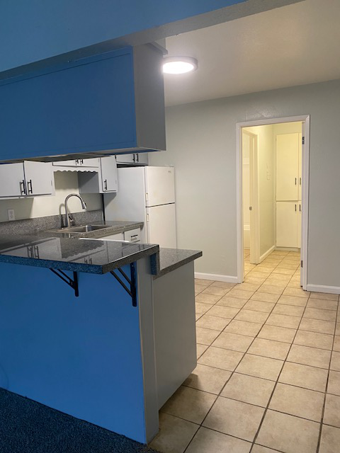 1143 E Park St Apt 2 property image