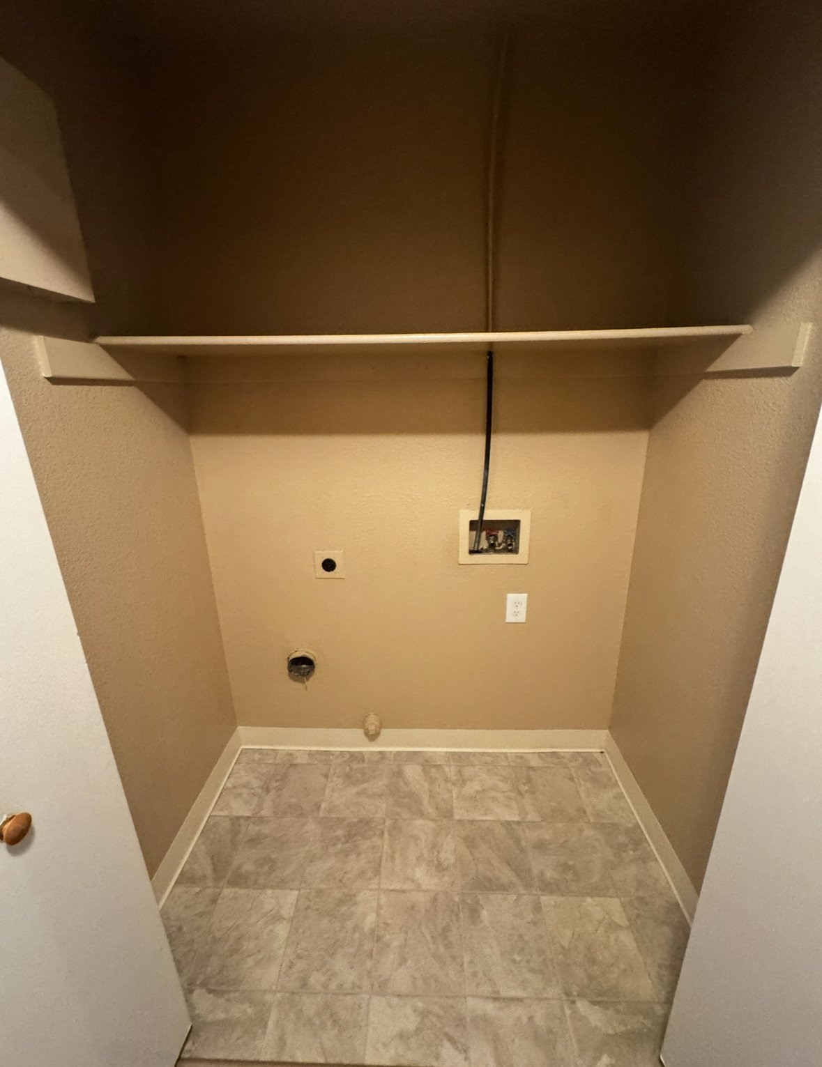 2407 Dry Creek Way Stockton Ca 95206 property image