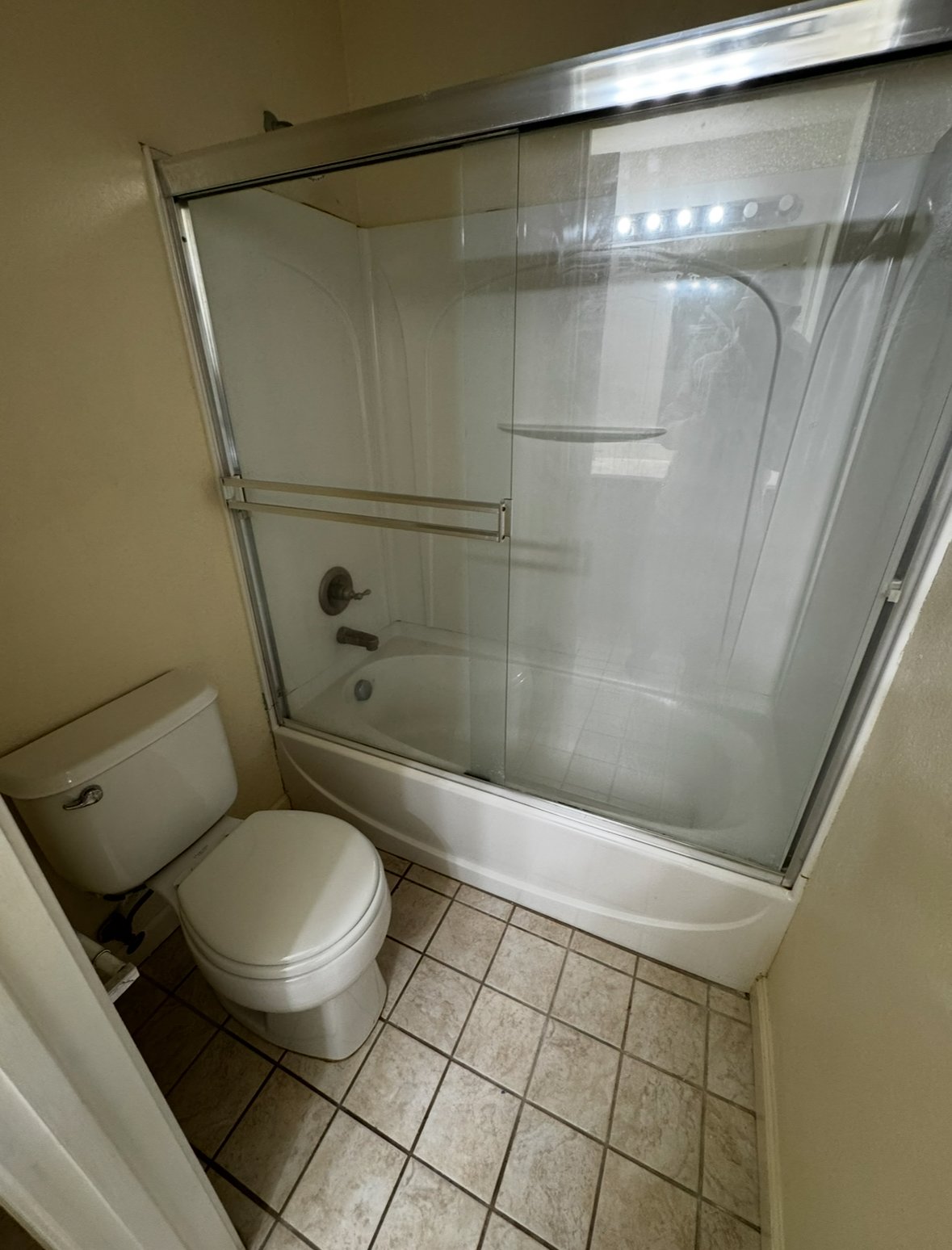 3002 English Oak Circle property image