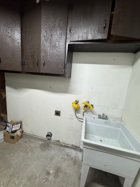 4576 Windy property image