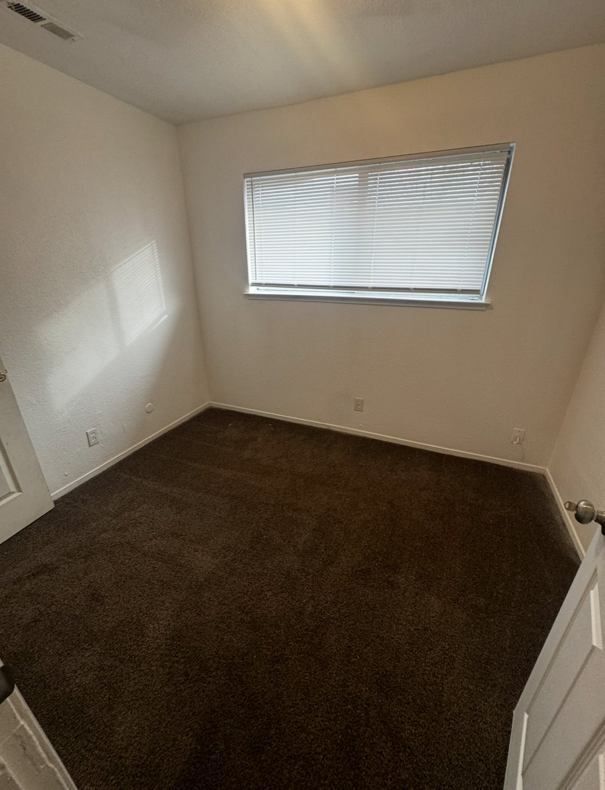 Unit 3 property image