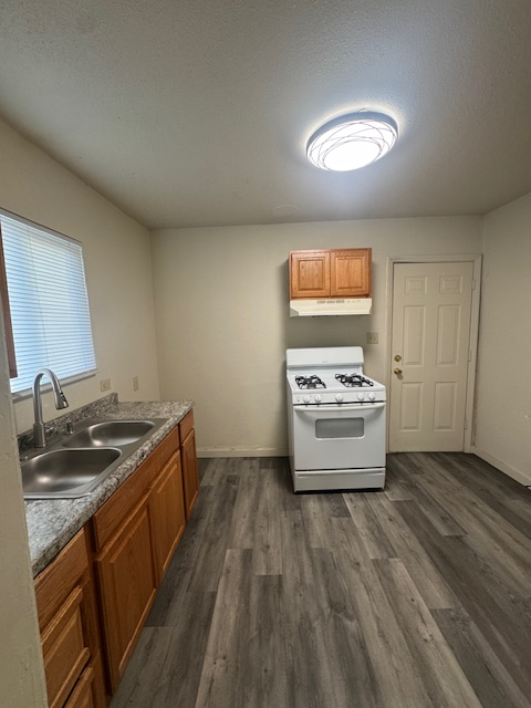 4912 Elvin Ave property image