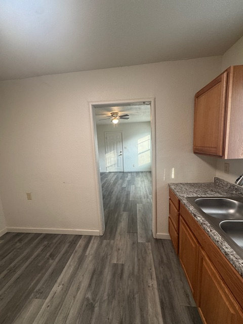 4912 Elvin Ave property image