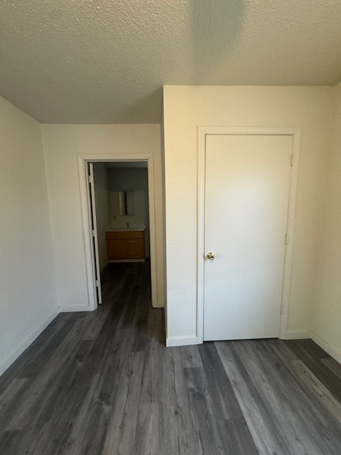 4912 Elvin Ave property image