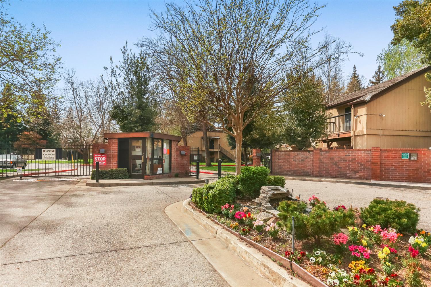 TEMPOARY RENT SPECIAL!!! 3 MONTHS @ $1595 (read description) property image