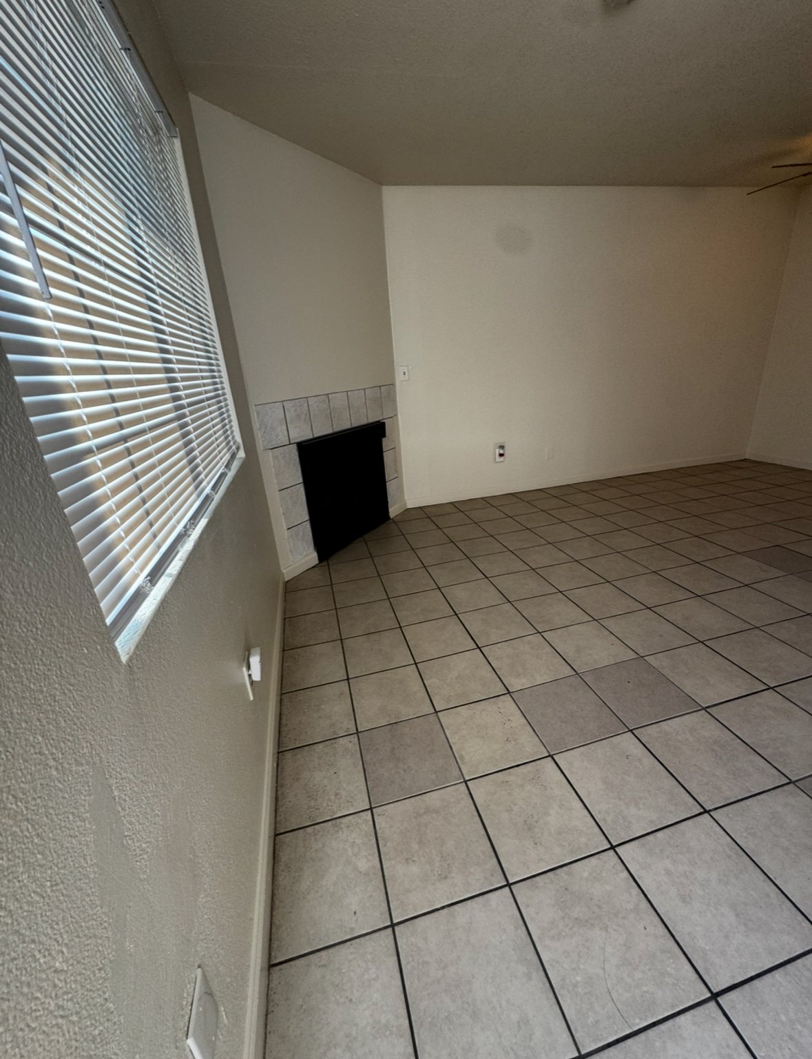 Unit25 property image