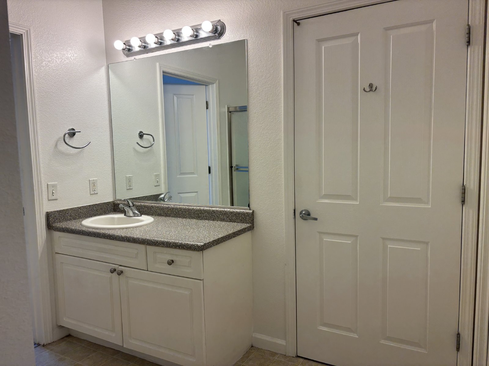 8905 Davis Road #J64 property image