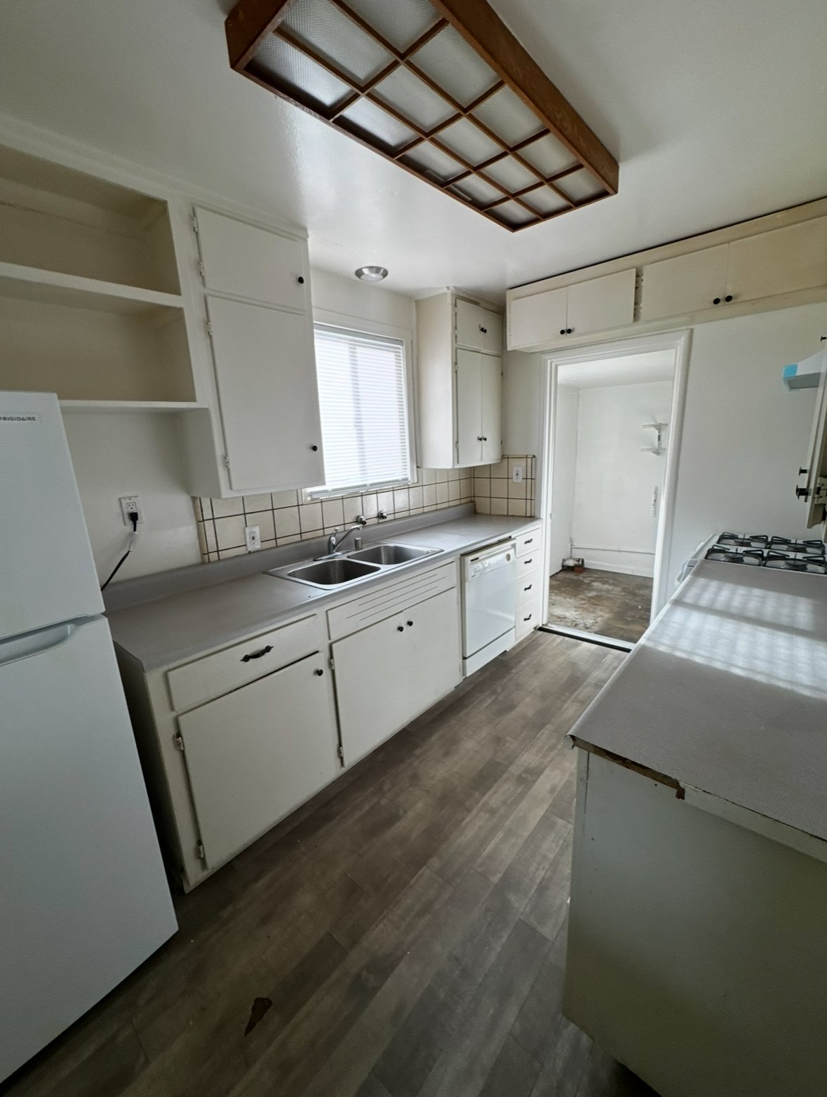 1848 La Jolla Drive property image