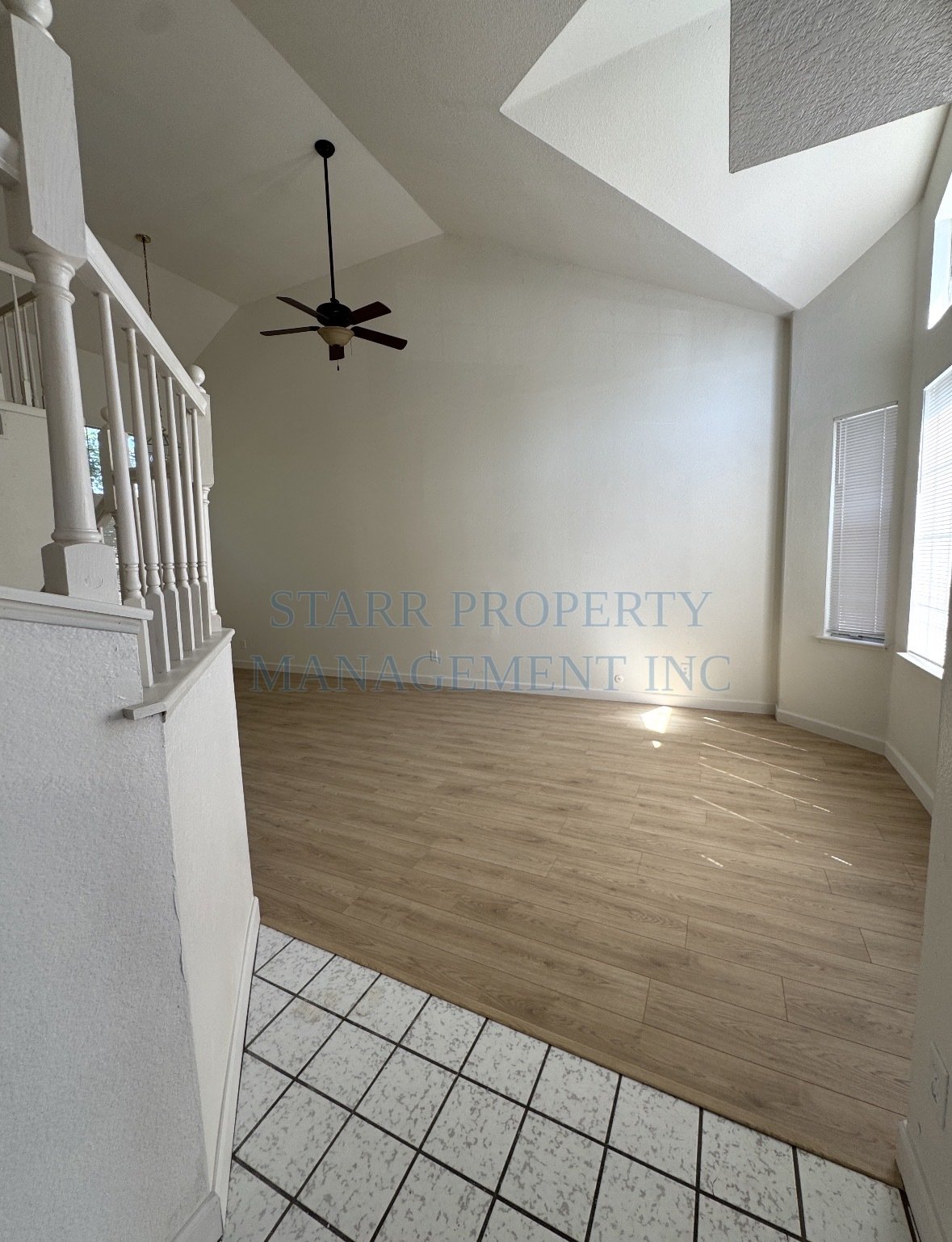 6059 Gentry property image