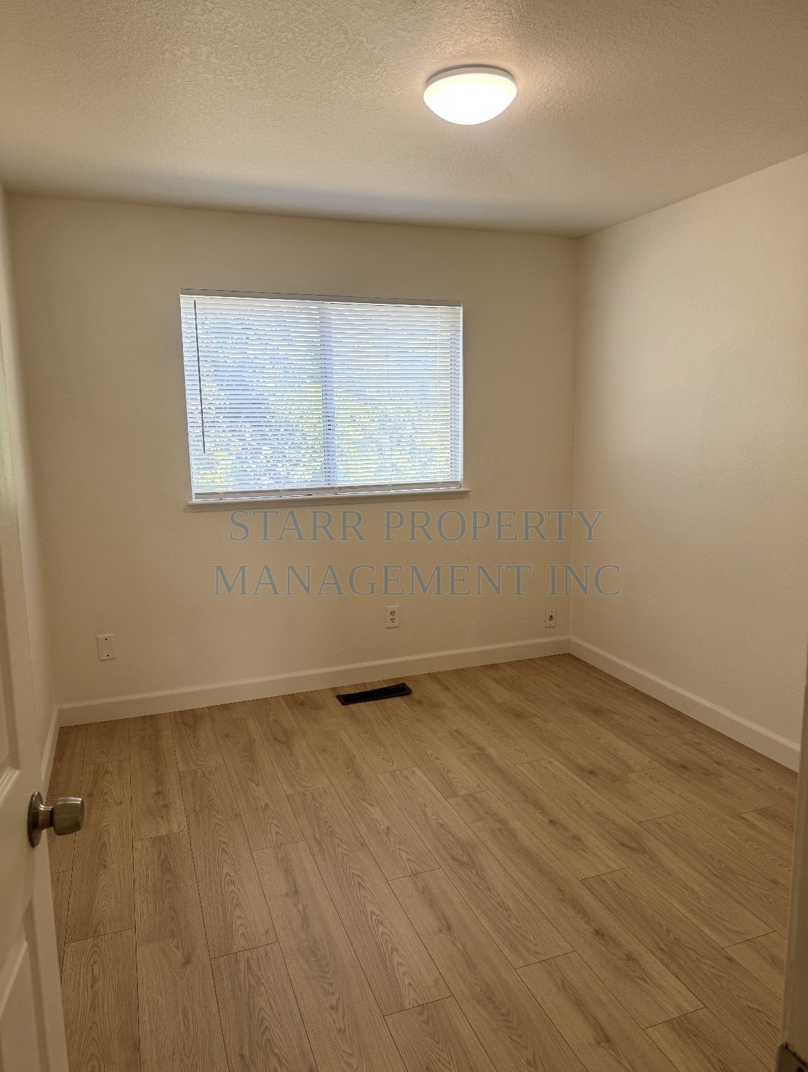 6059 Gentry property image