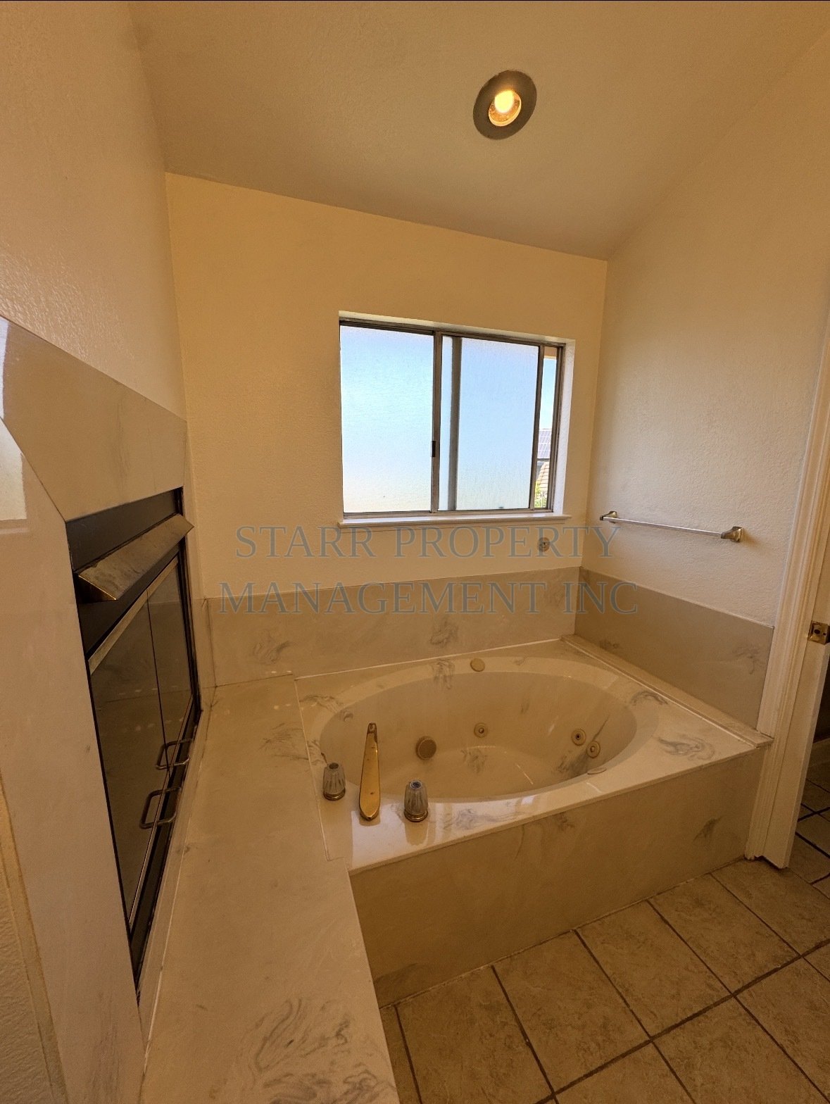 6059 Gentry property image