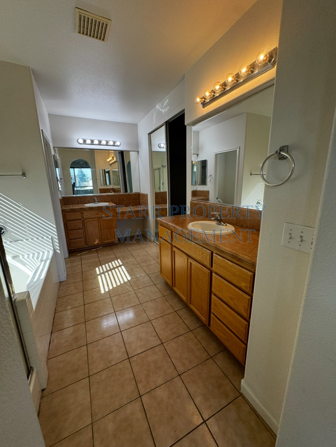 2146 Evening Street property image