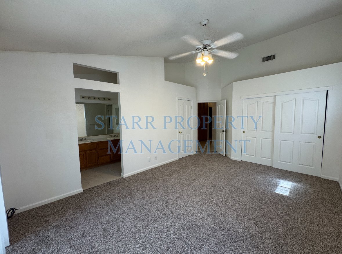 10086 River Falls Cir property image