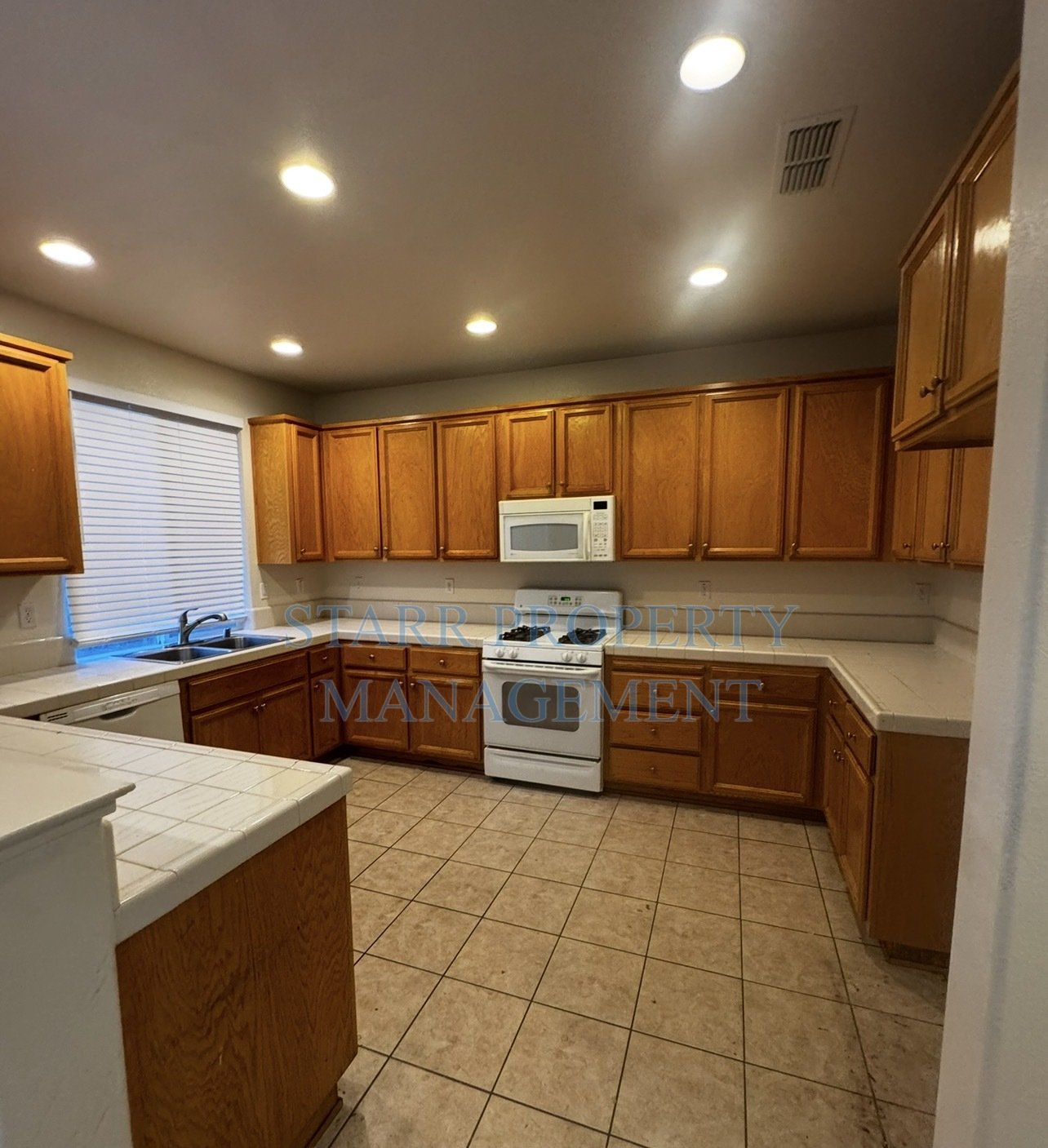 3500 Loggerhead Way property image