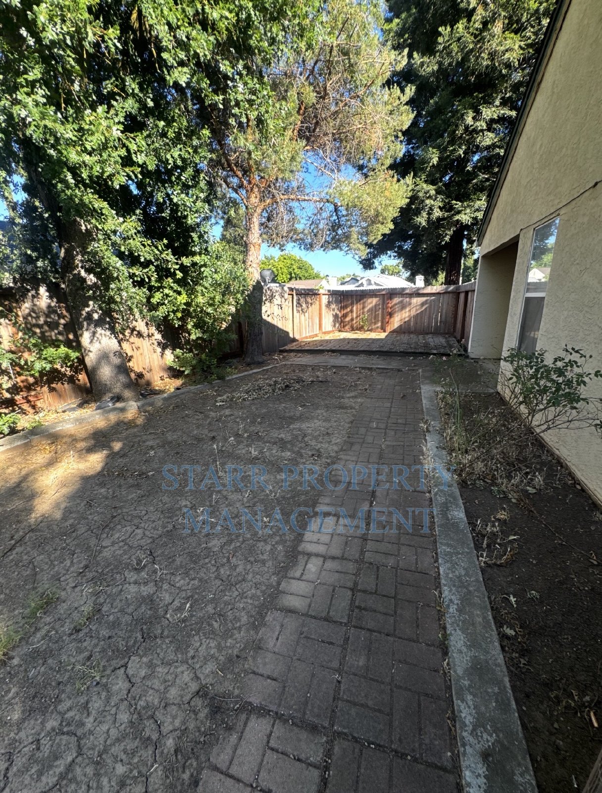 9421 Soaring Oaks property image