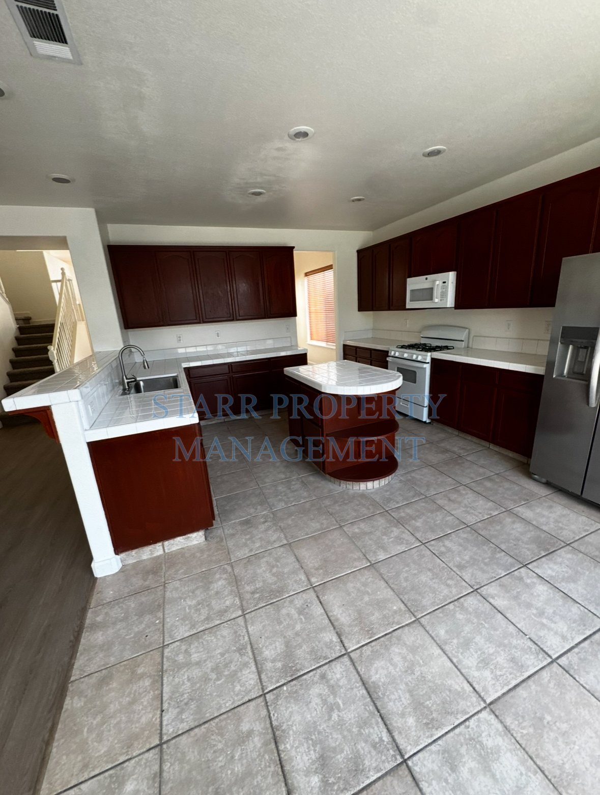 2046 Solothum Way property image