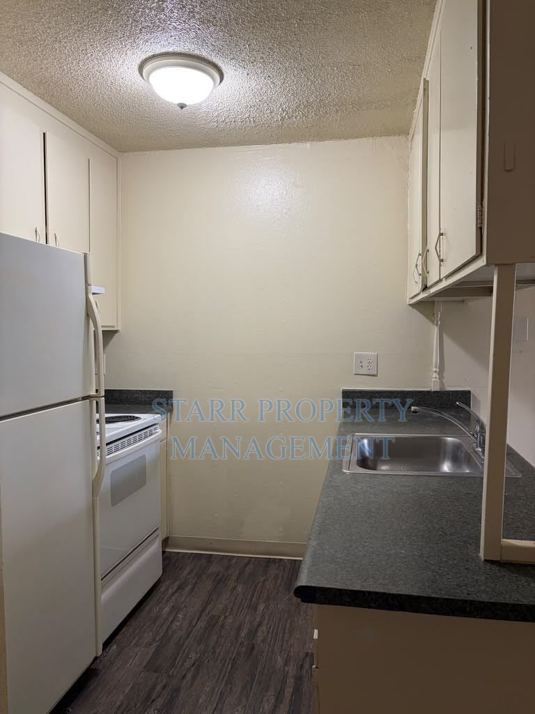 1030 S Grant Street property image