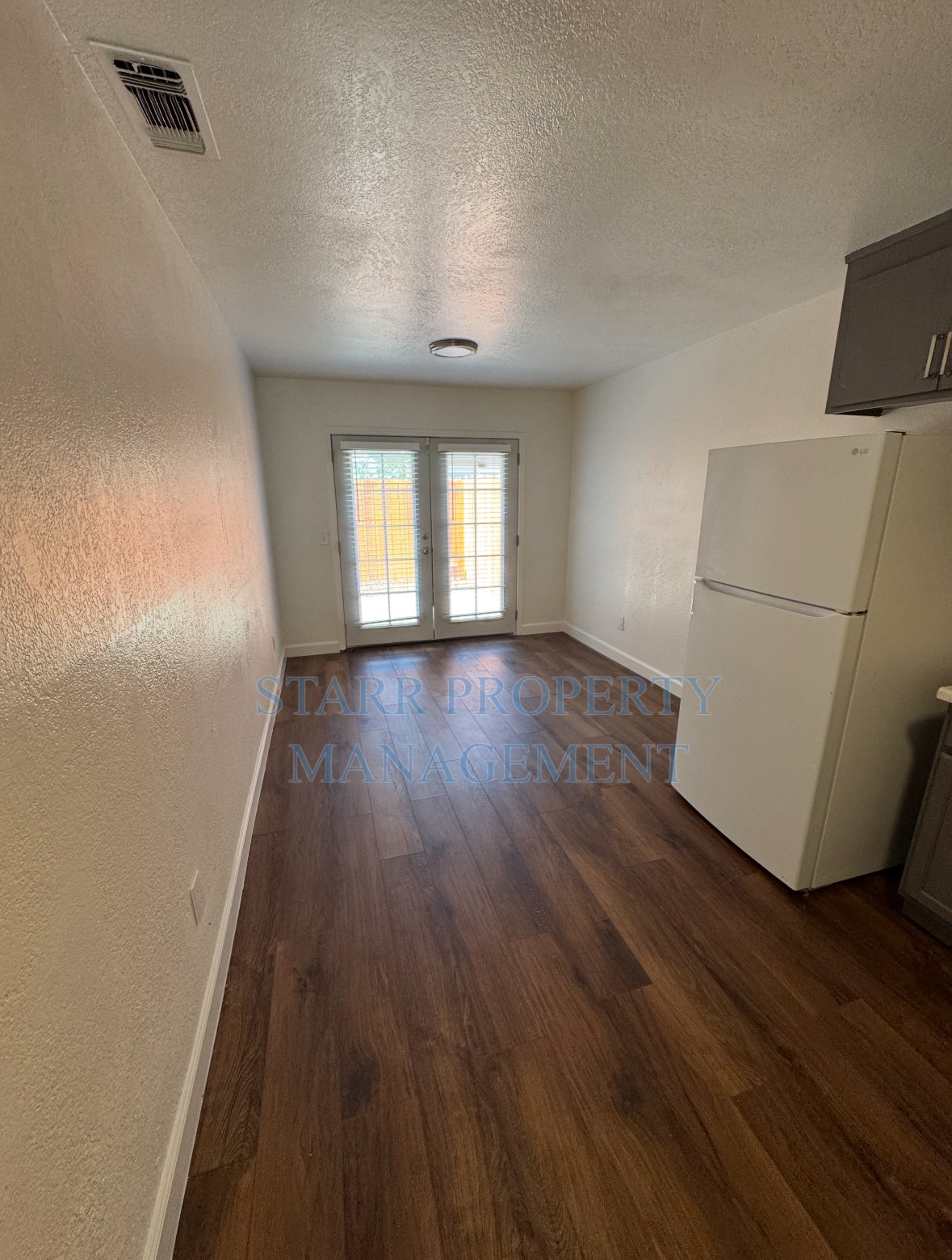Unit 3 property image